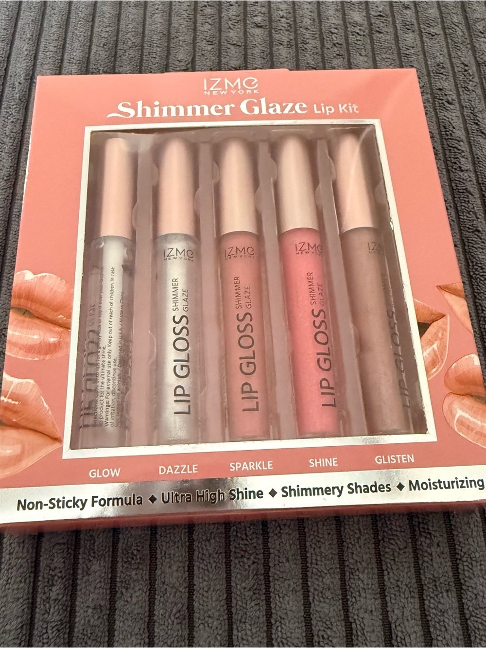 IZME NY Shimmer Glaze Lip Kit
